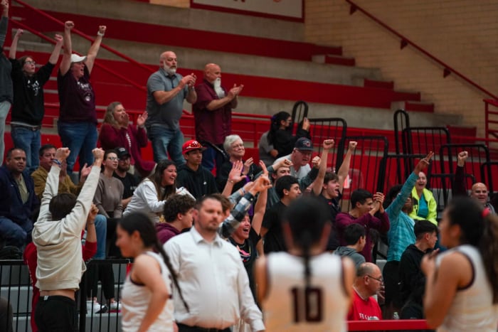 mathis-london-girls-basketball-playoffs00110